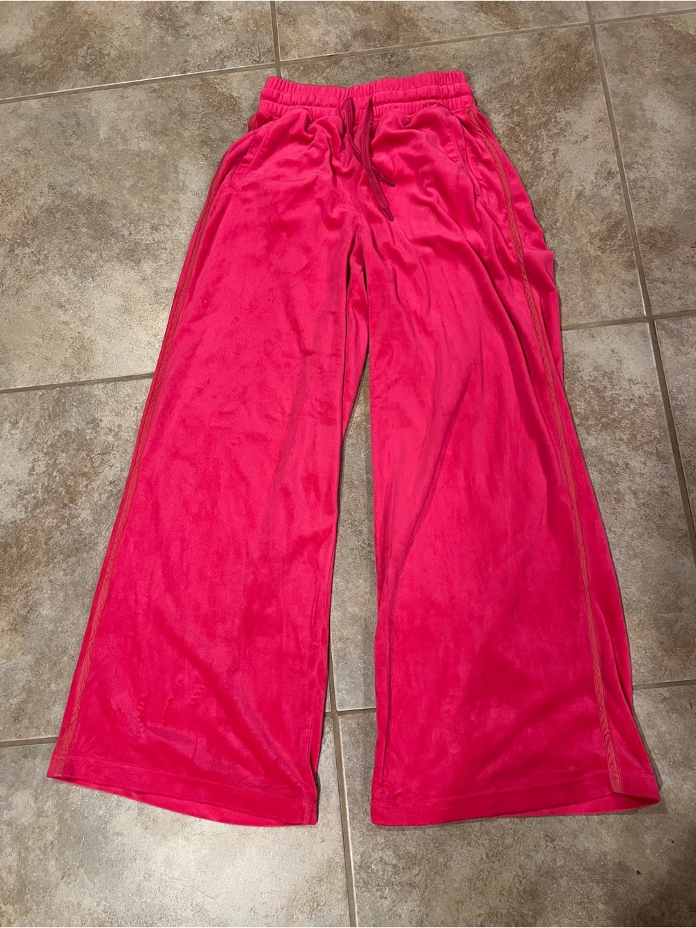 Offline by Aerie Velour Wide-Leg Lounge Pants in Bright Pink